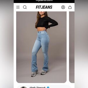 Fit jeans flared , high waisted jeans women jeans xxs , brand new , never worn